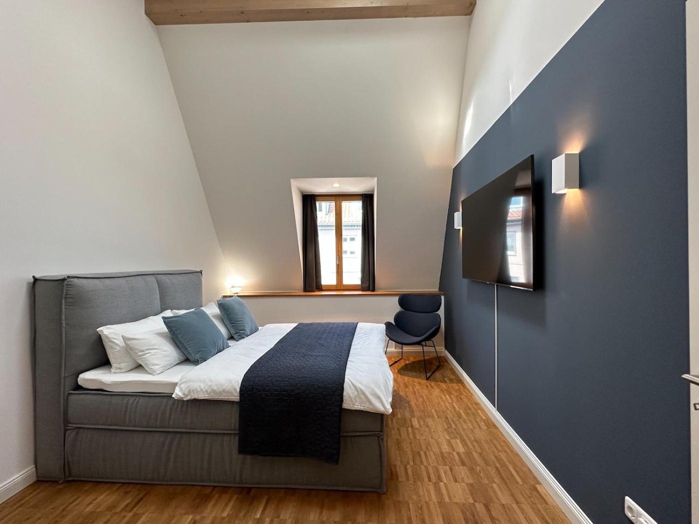 Truly - Viel Platz Fuer Business & Familie - Modern, Garage, Fahrstuhl Apartment Augsburg Exterior photo