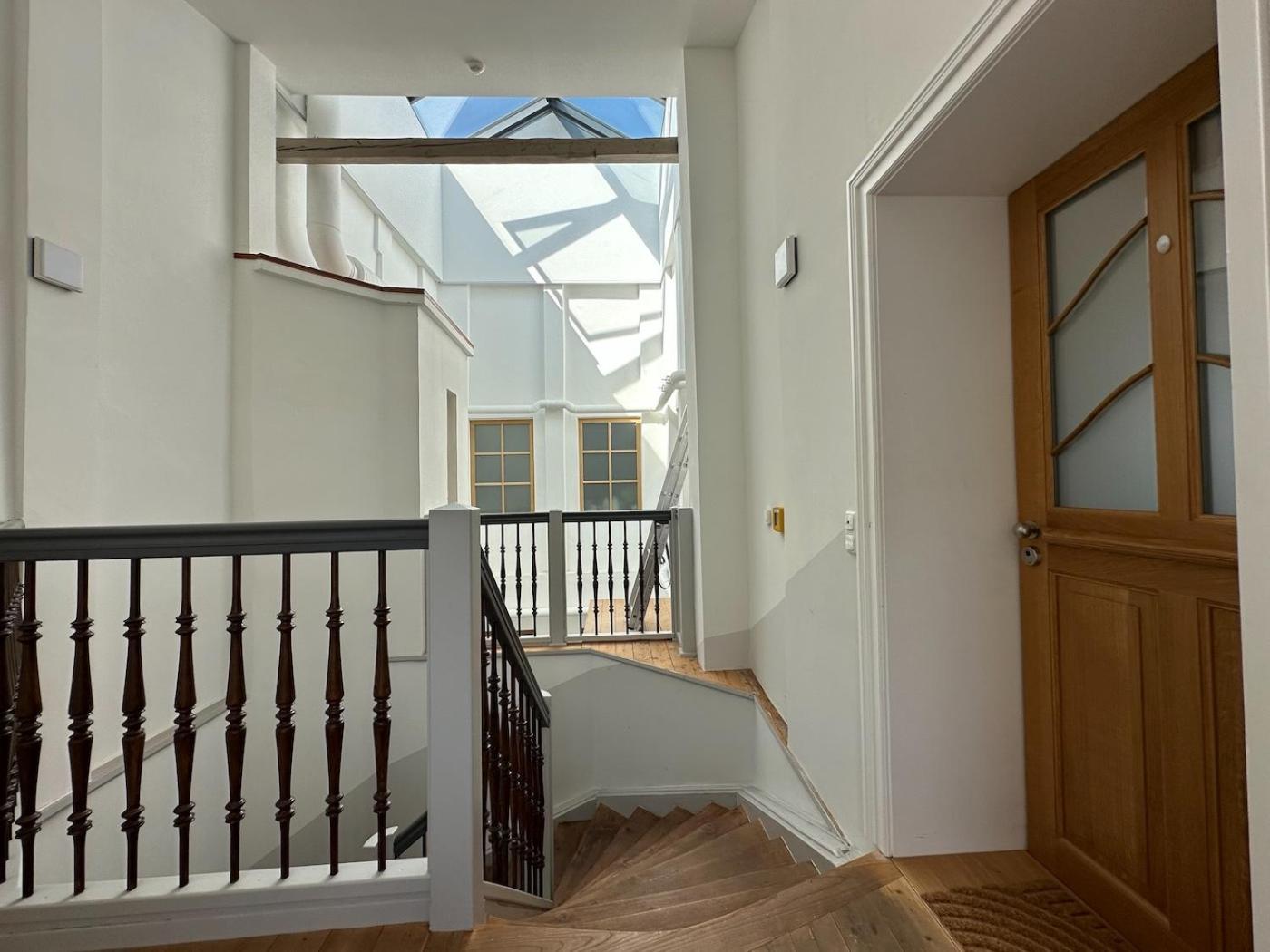 Truly - Viel Platz Fuer Business & Familie - Modern, Garage, Fahrstuhl Apartment Augsburg Exterior photo