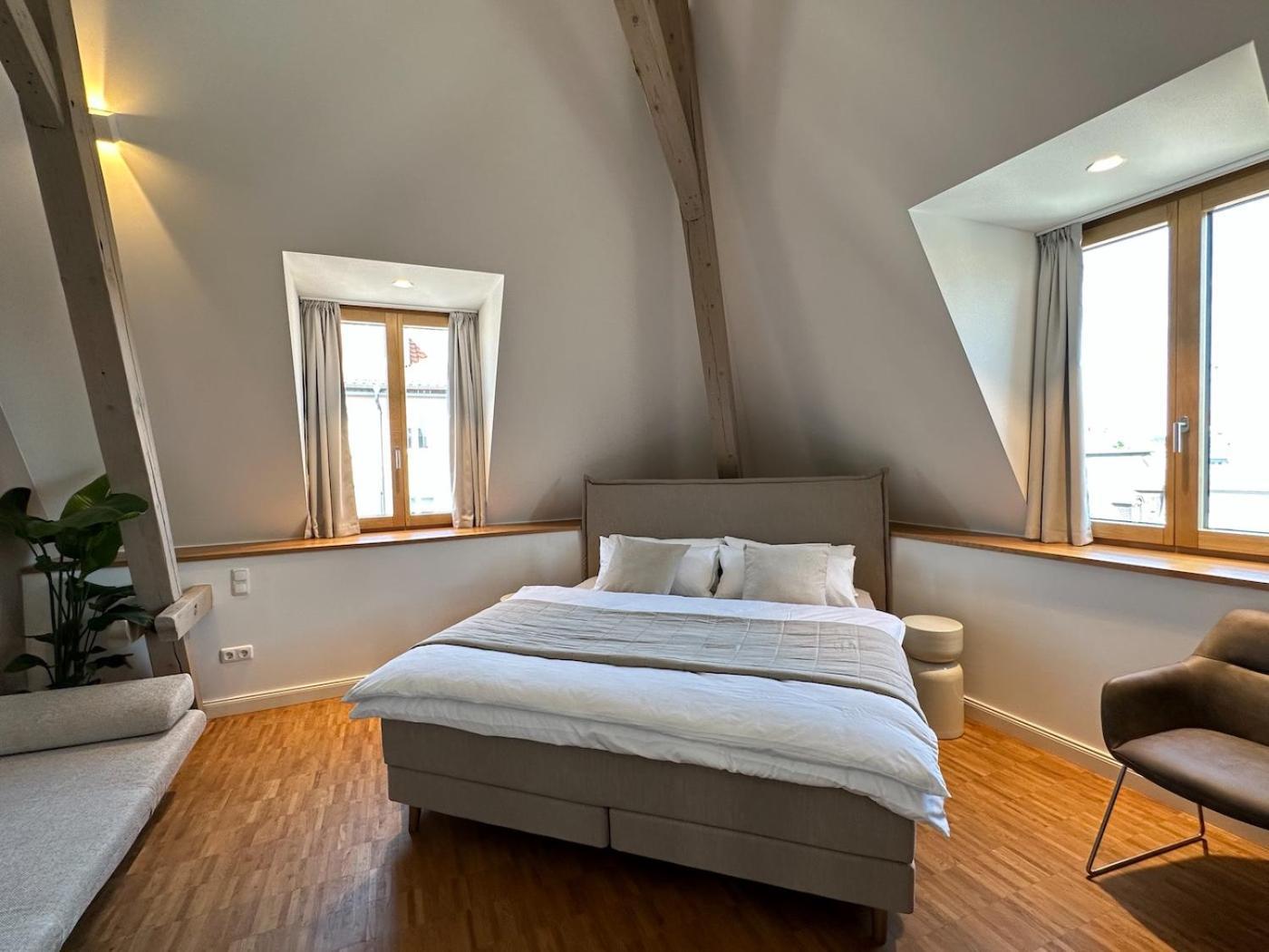 Truly - Viel Platz Fuer Business & Familie - Modern, Garage, Fahrstuhl Apartment Augsburg Exterior photo